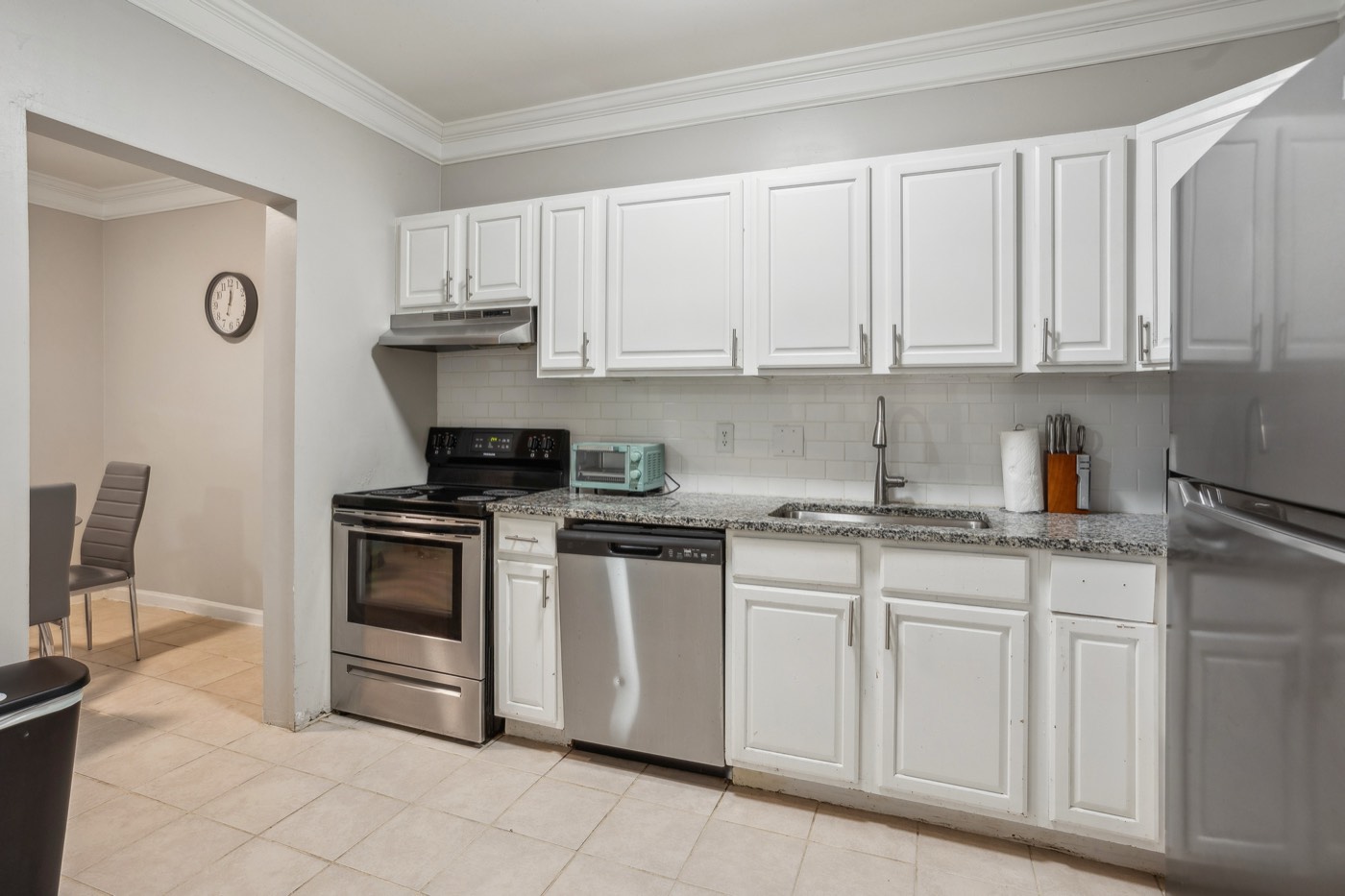 Crest at East Cobb unit 1826B photo 11