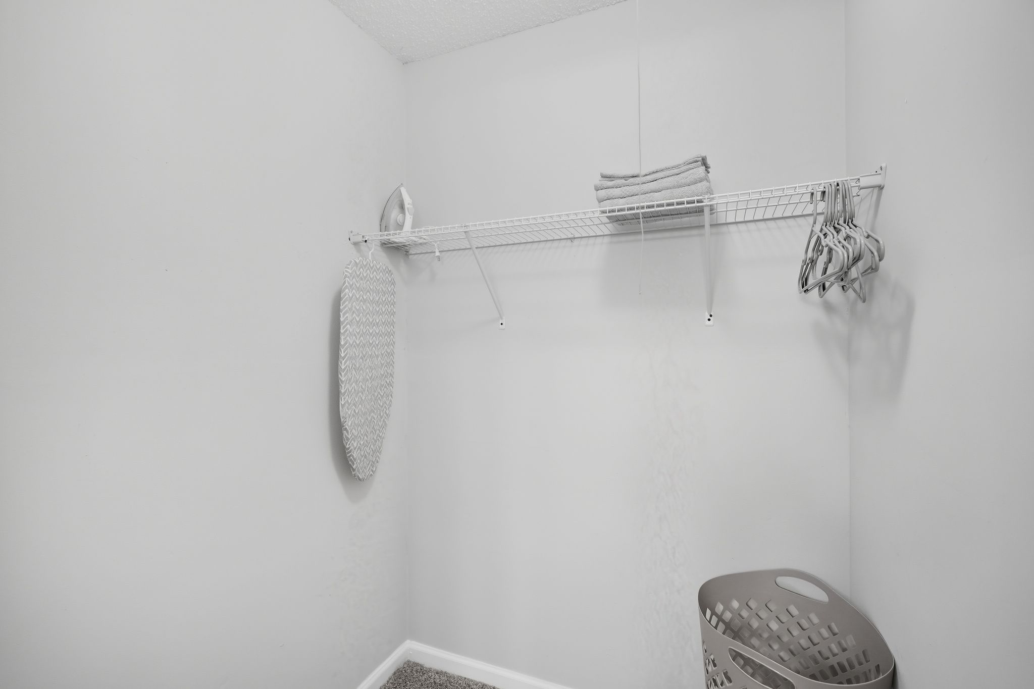 Crest at East Cobb unit 1828-G photo 2