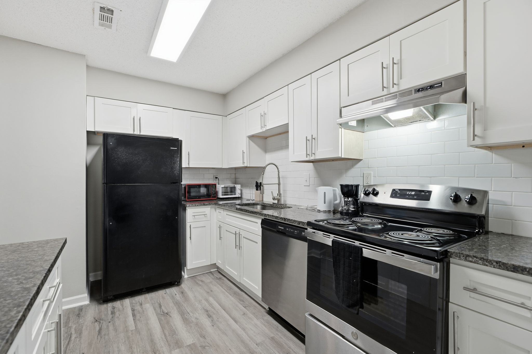 Crest at East Cobb unit 1828K photo 7