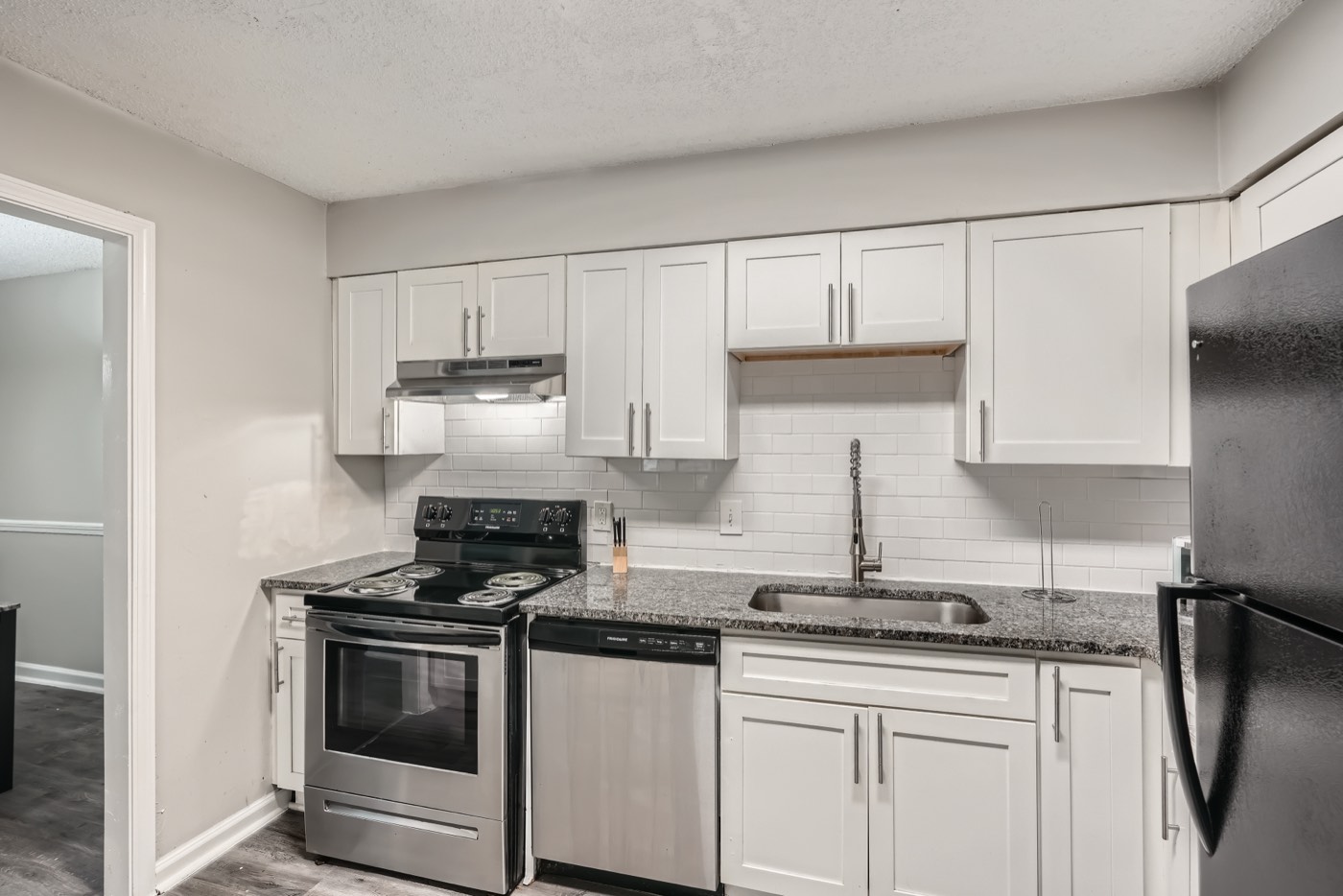 Crest at East Cobb unit 1830B photo 7