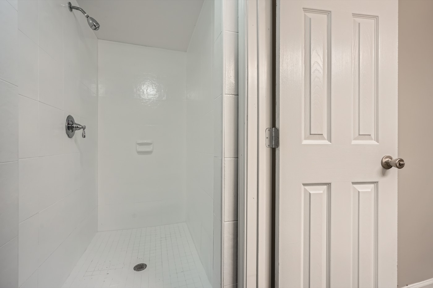 Crest at East Cobb unit 1830B photo 12