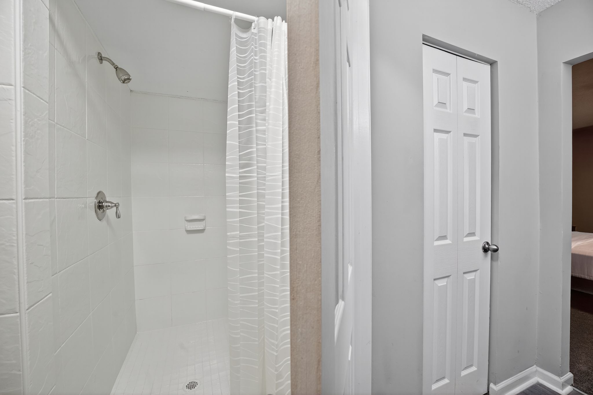 Crest at East Cobb unit 1830F photo 8