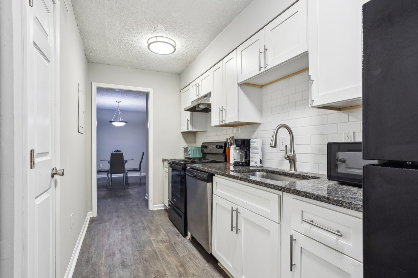 Crest at East Cobb unit 1832B photo 12
