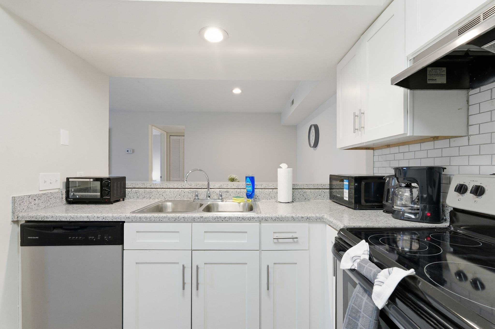 Northwoods unit 120-2C photo 6