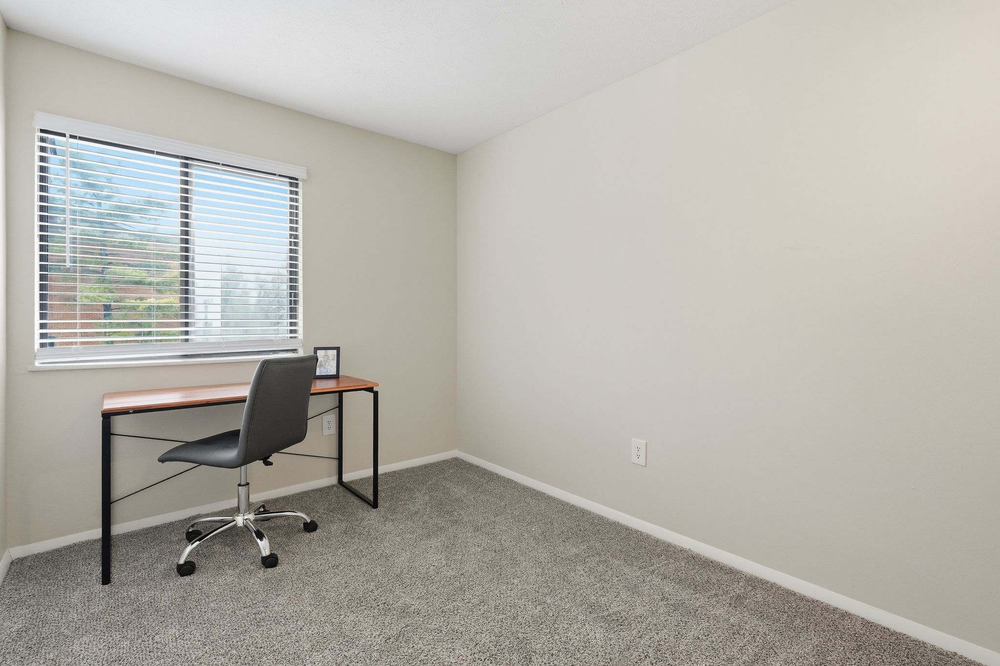 Northwoods unit 128-2D photo 13