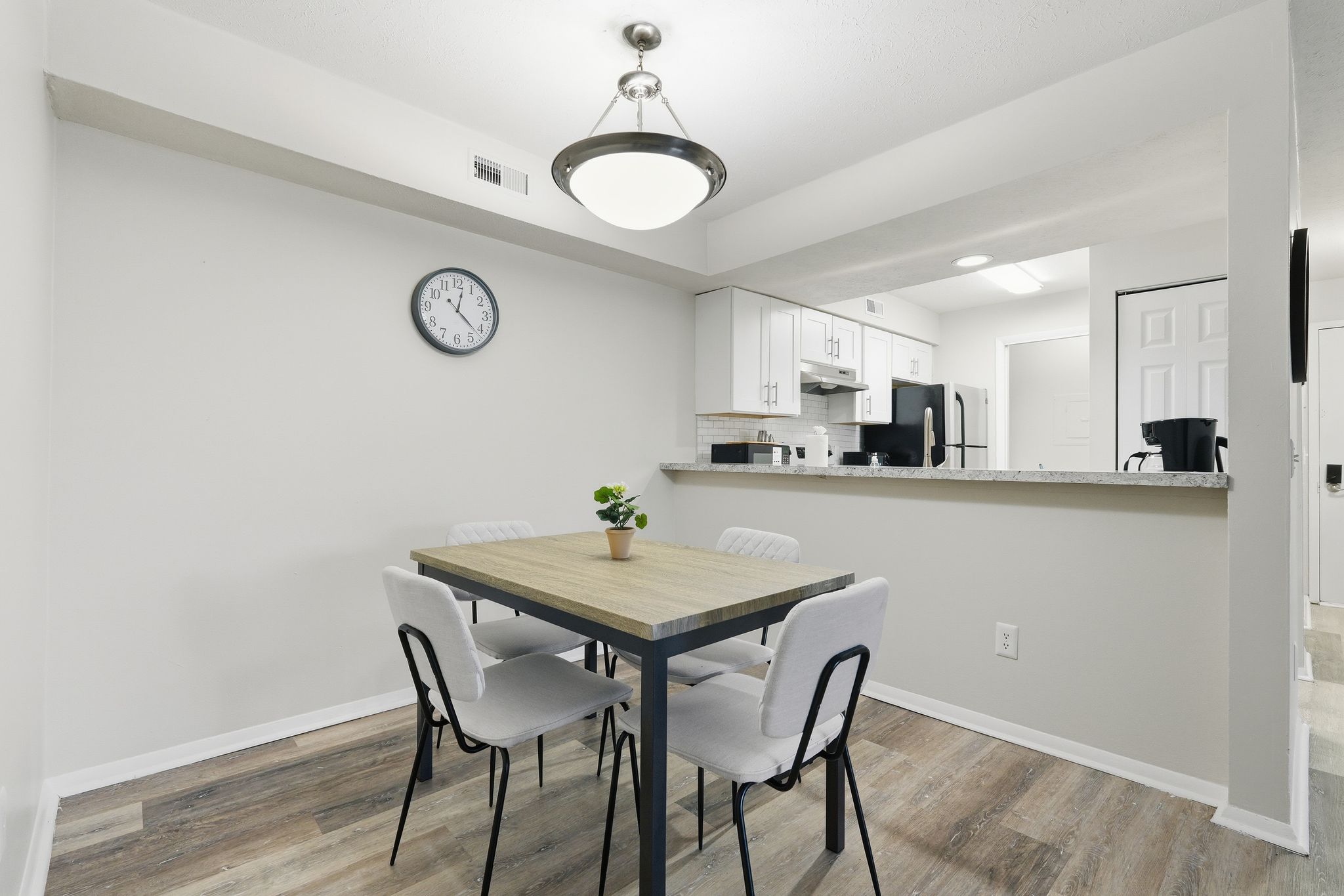 Northwoods unit 136-2C photo 7