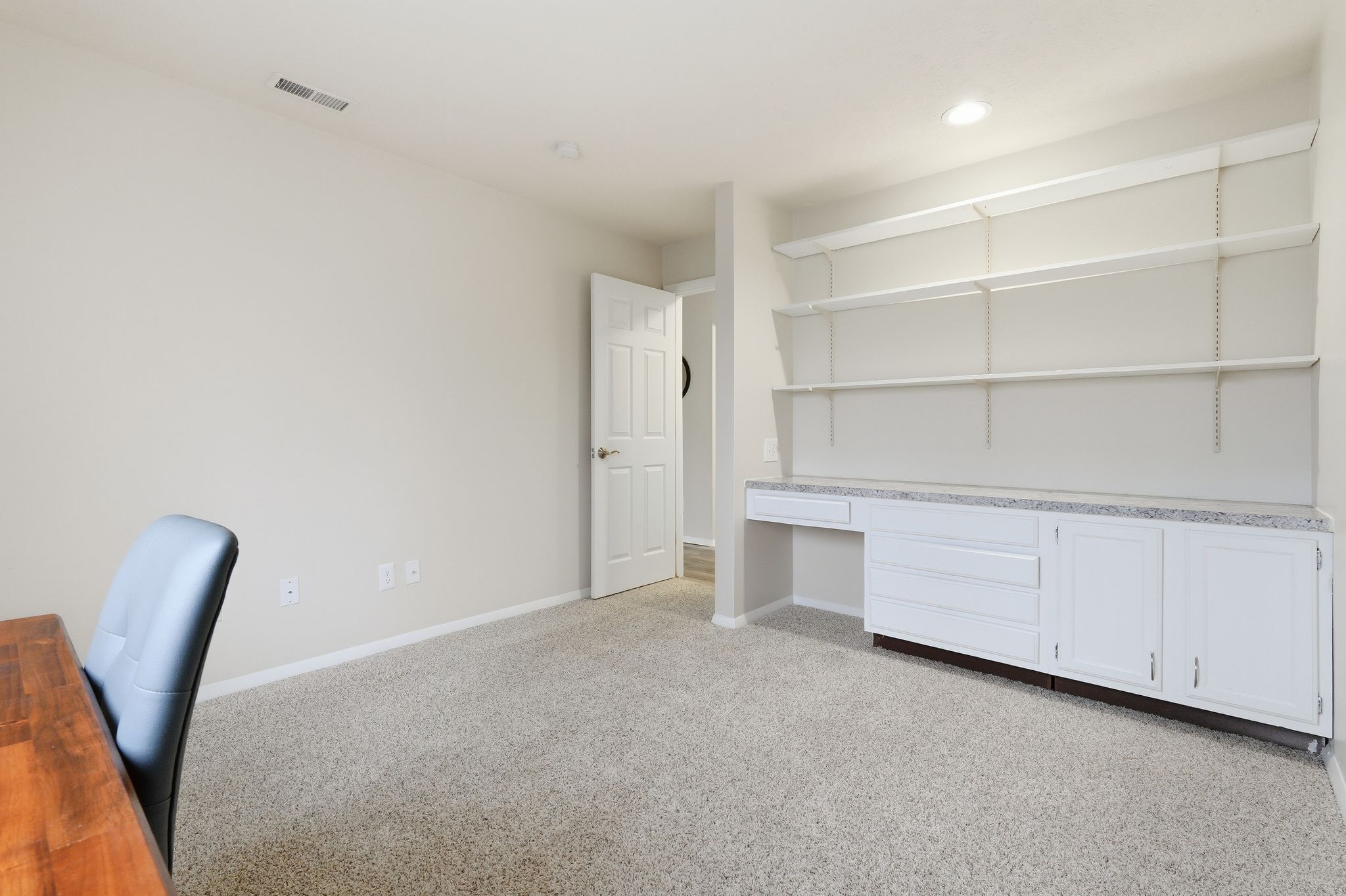 Northwoods unit 136-2C photo 14