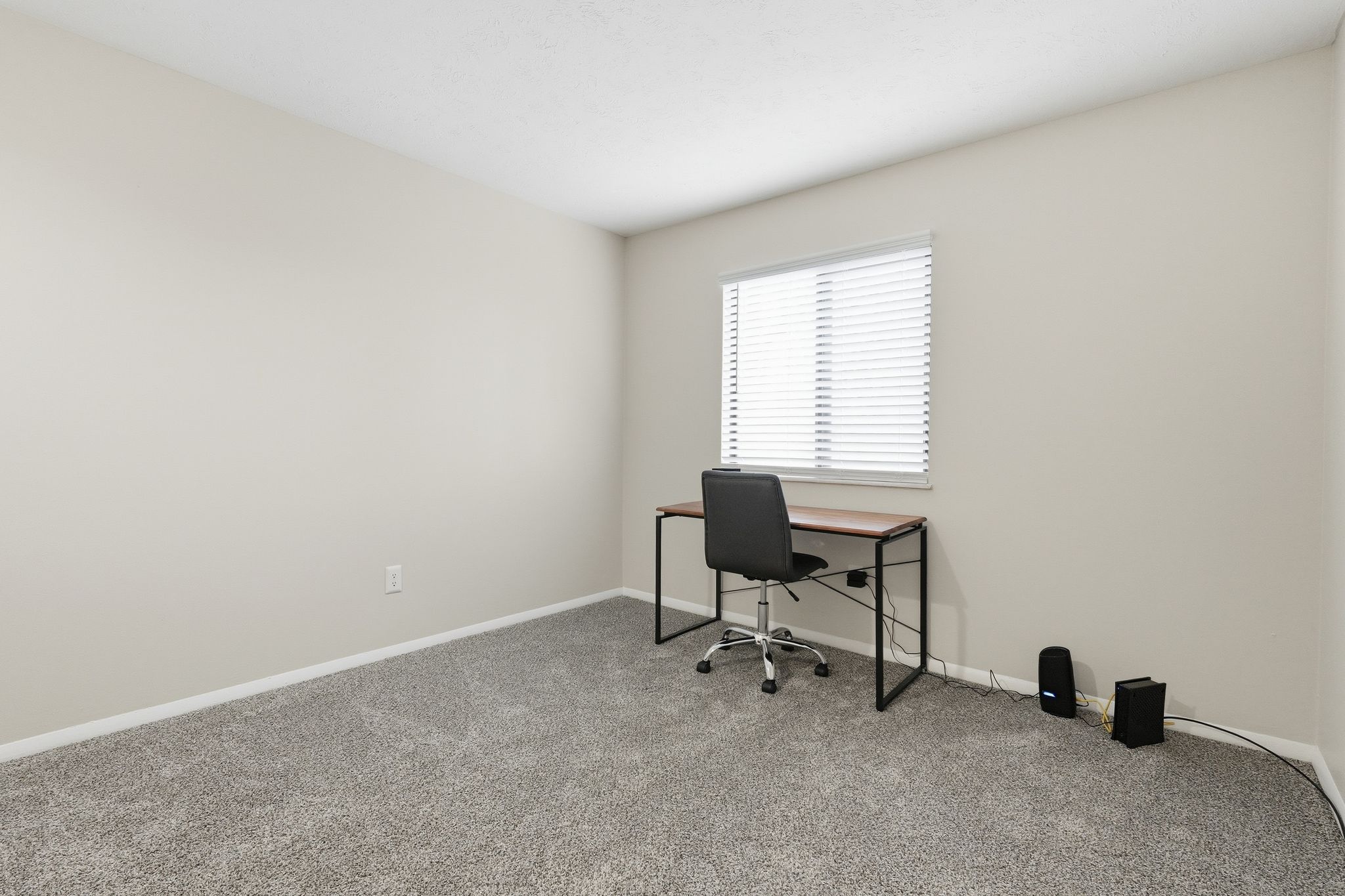 Northwoods unit 144-2C photo 13