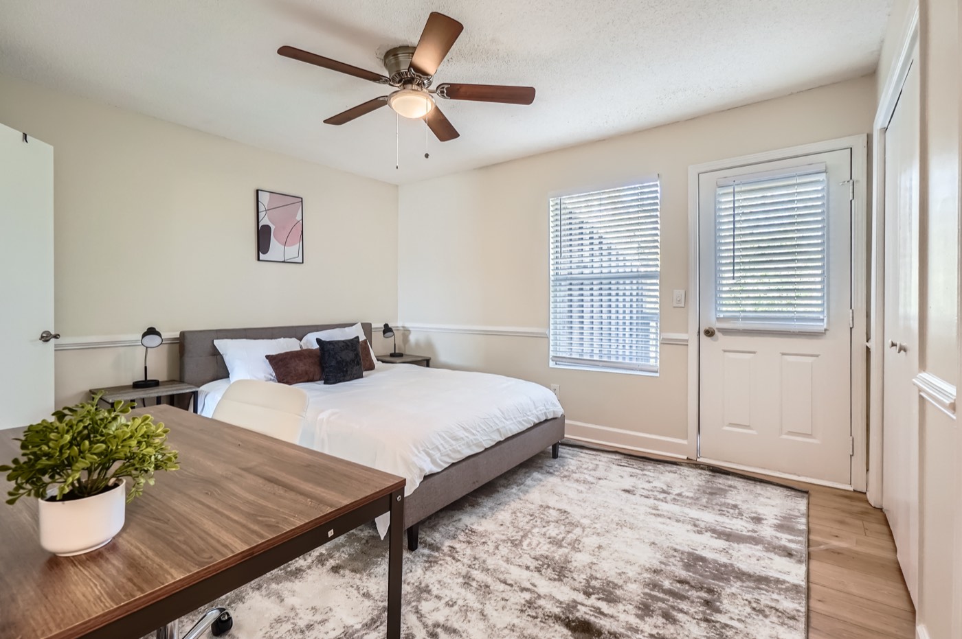Overlook Club unit C5 photo 13
