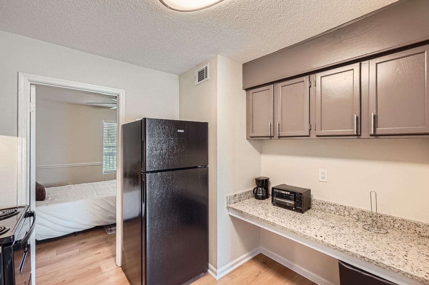 Overlook Club unit C7 photo 9