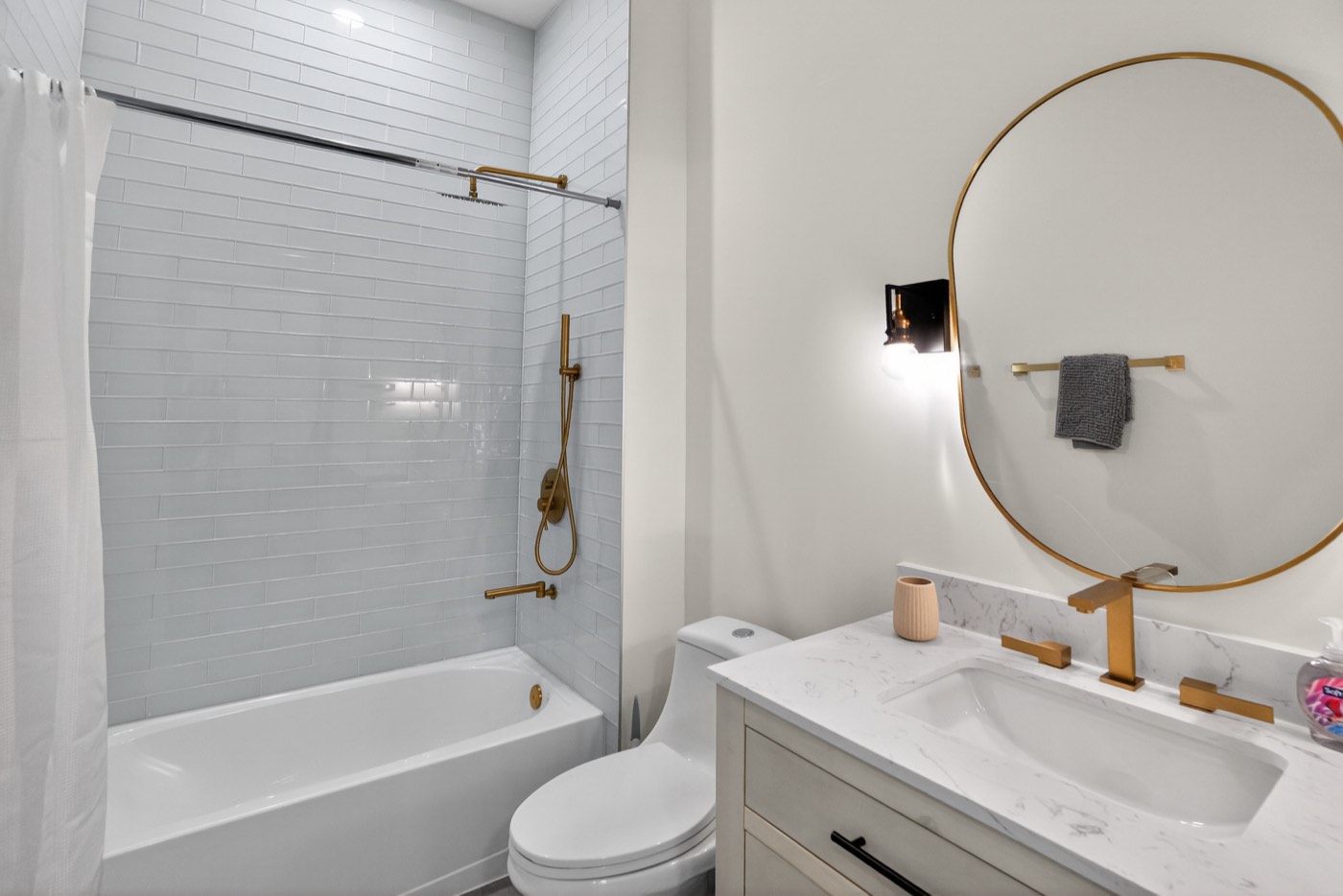 Rhone unit 2022 photo 9