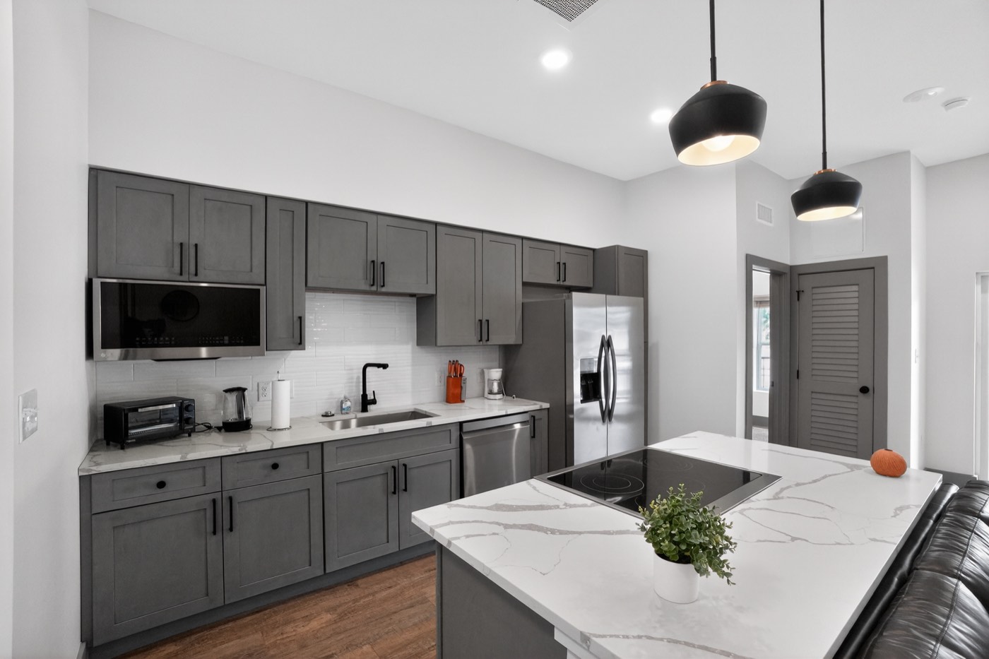Rhone unit 2022 photo 13