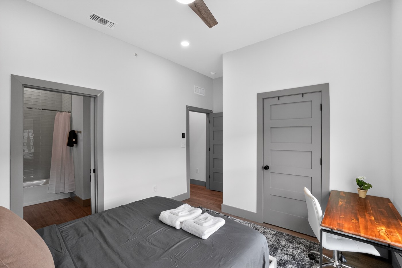 Rhone unit 2024 photo 3