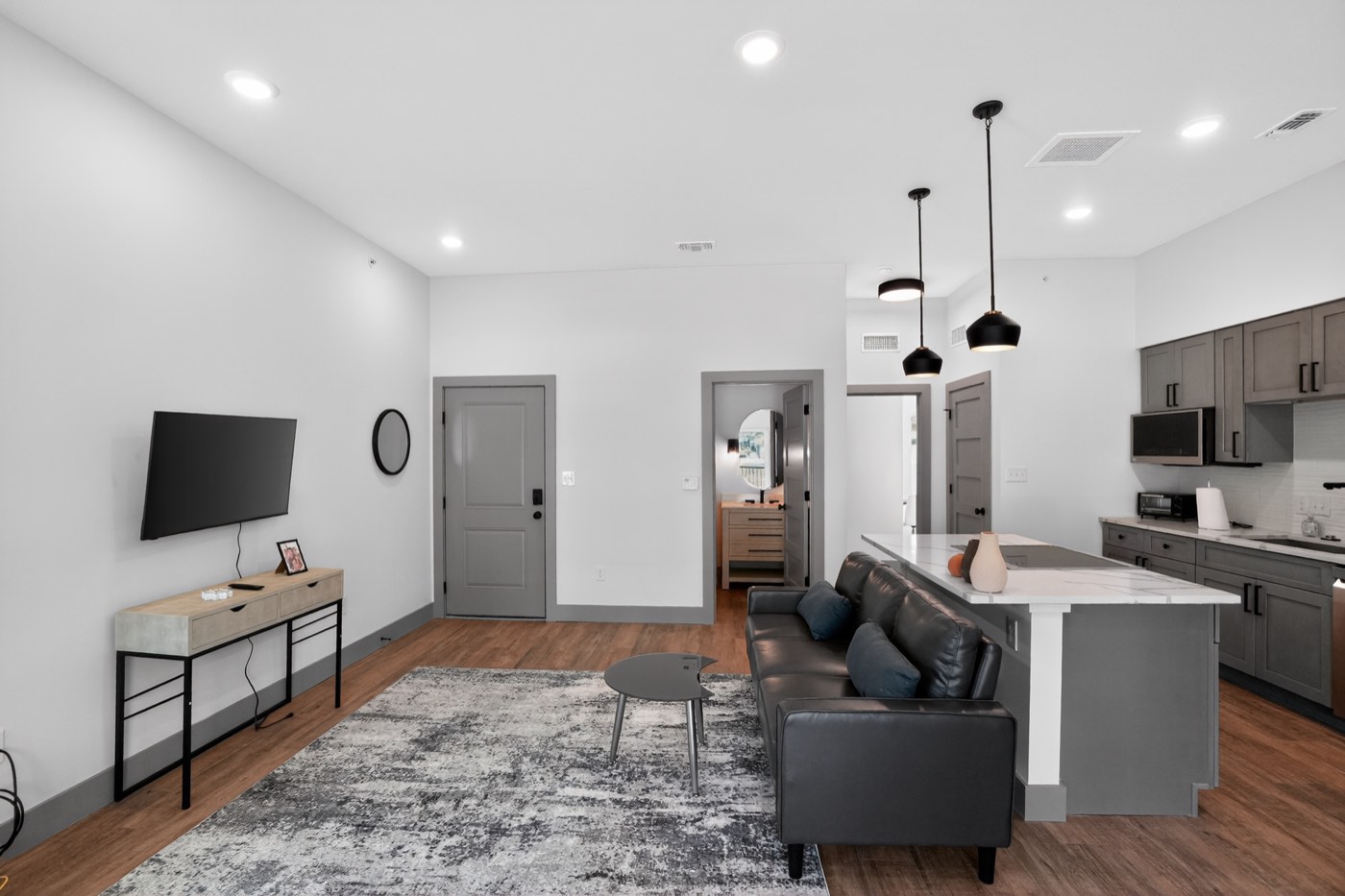 Rhone unit 2024 photo 7